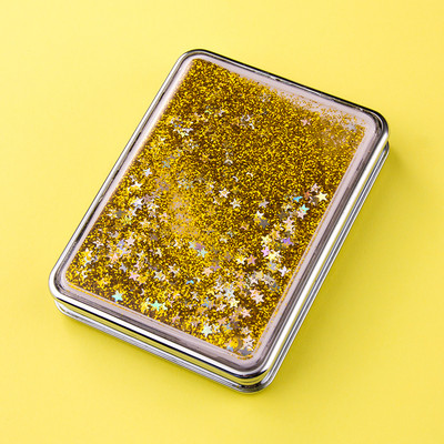 Kaasaskantav läikiva efektiga peegel