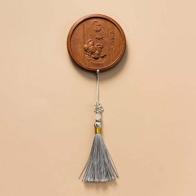 Novi model ogledala s resicama