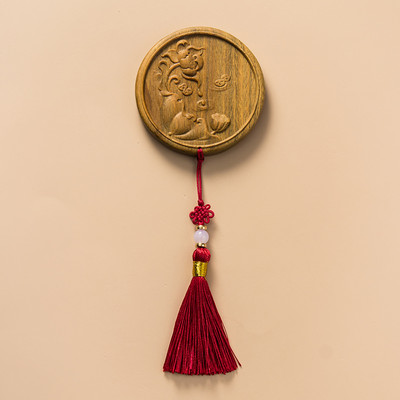 Novi model ogledala s resicama