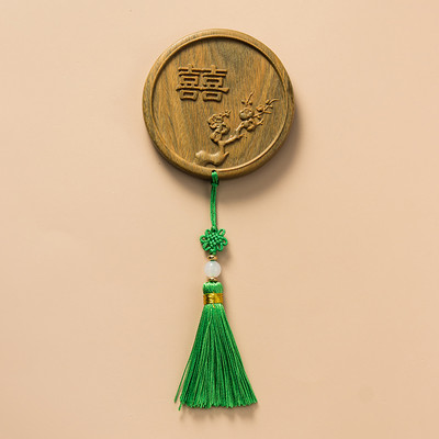 Novi model ogledala s resicama