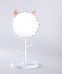 Φορητός καλλυντικός καθρέφτης σε βάση