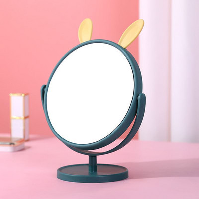 Lauapealne kõrvadega naistepeegel