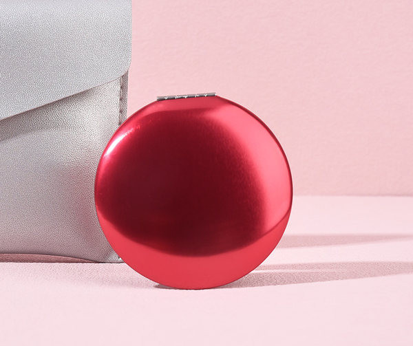 Väike kaasaskantav peegel