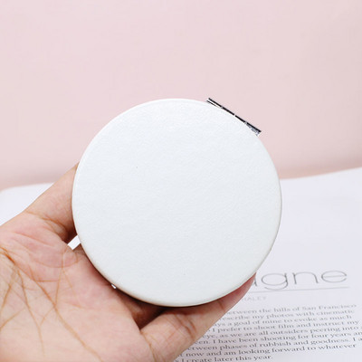 Kolmes värvitoonis naiste kokkupandav peegel