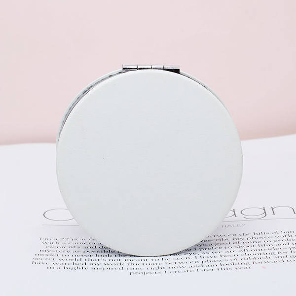 Kolmes värvitoonis naiste kokkupandav peegel