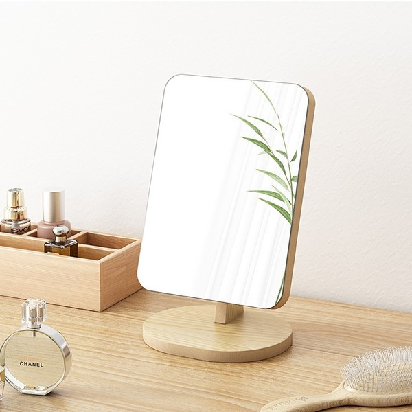 Naiste kosmeetiline tööpeegel