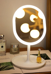 Moodne LED kosmeetiline peegel koos alusega