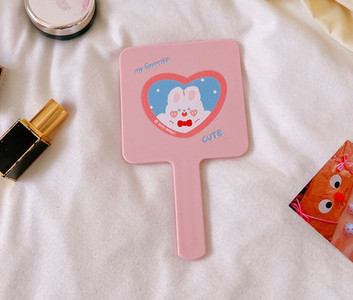 Kaasaskantav kosmeetiline peegel koos rakendusega