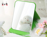 Kaasaskantav kandiline kosmeetiline peegel