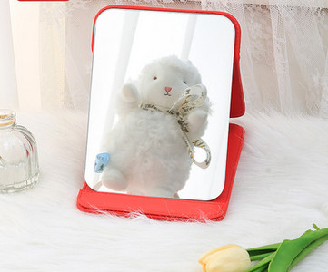 Kaasaskantav kandiline kosmeetiline peegel