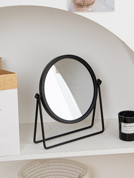 Καθρέφτης καλλυντικών με στρογγυλό σχήμα