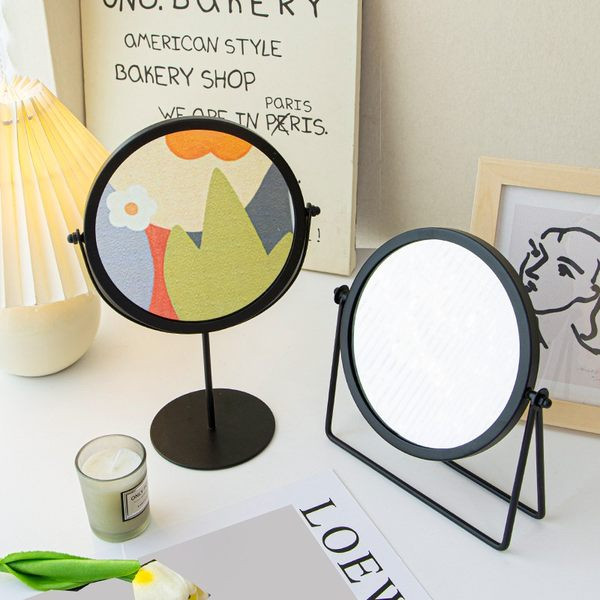 Καθρέφτης καλλυντικών με στρογγυλό σχήμα