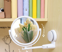 Uue mudeli kosmeetiline peegel seinaalusega