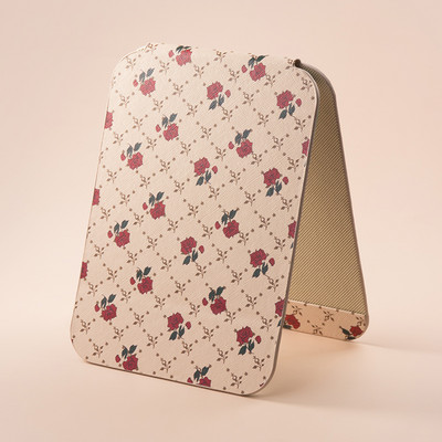 Kokkupandav kosmeetiline peegel koos aplikatsiooniga