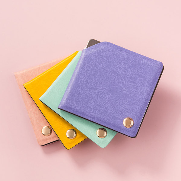 Kaasaskantav kandiline peegel