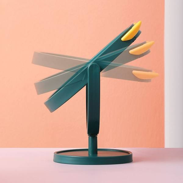 Καθρέφτης καλλυντικών με βάση και τρισδιάστατο στοιχείο