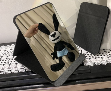 Kaasaskantav lauapeegel