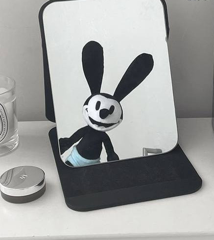 Kaasaskantav lauapeegel