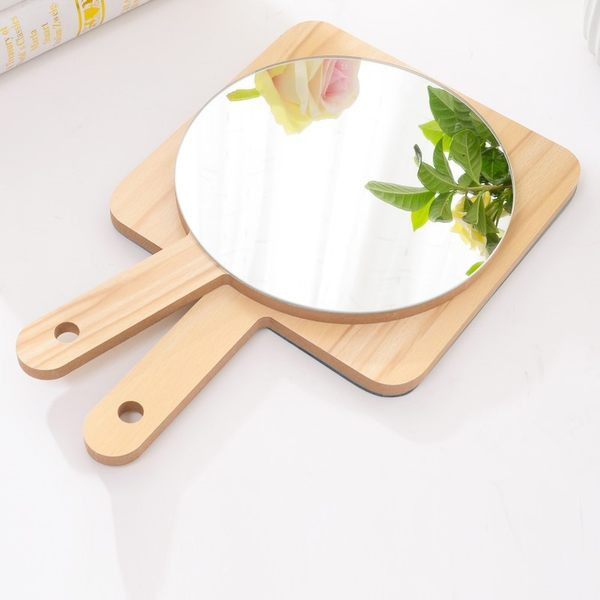 Oglinda cosmetica portabila