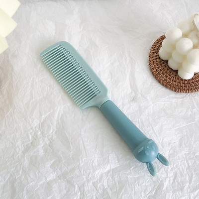 Kaasaskantav ümmargune kosmeetiline peegel