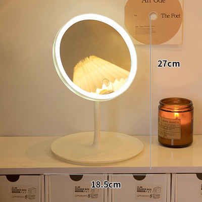 Pöörlev kosmeetiline peegel