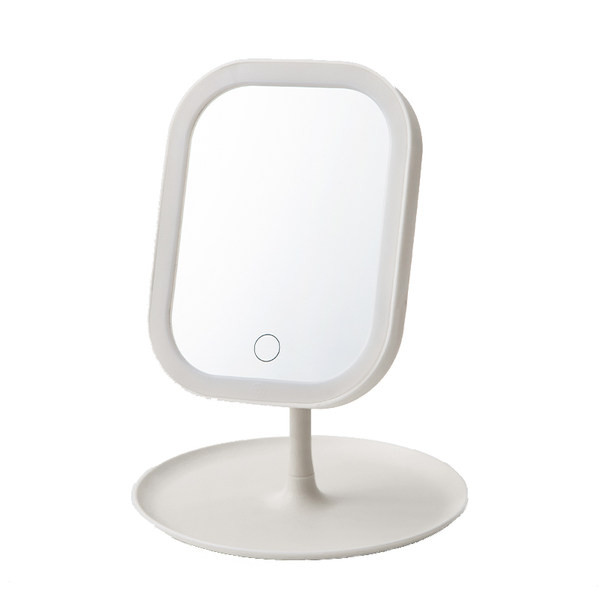 Pöörlev kosmeetiline peegel