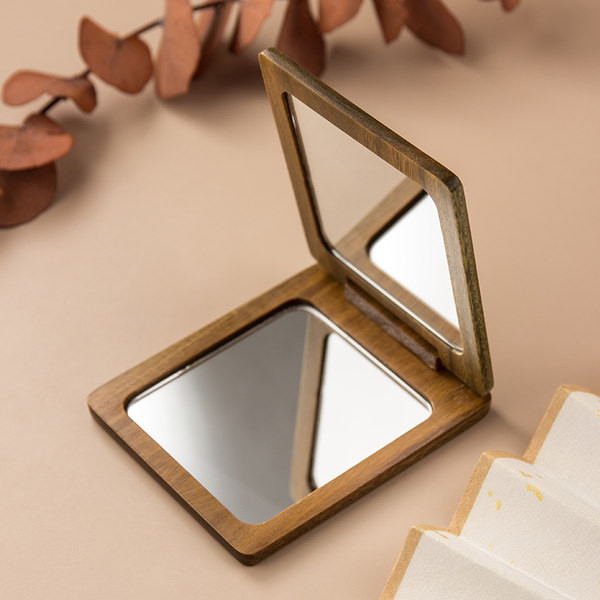 Kaasaskantav kahepoolne peegel