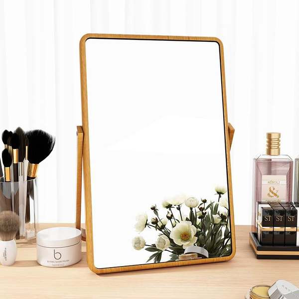 Žensko prijenosno ogledalo