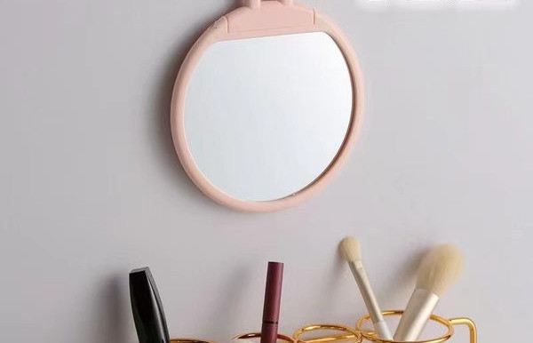 Naiste käepidemega peegel