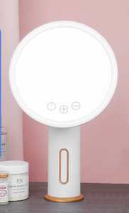 Žensko prijenosno ogledalo s LED svjetlom