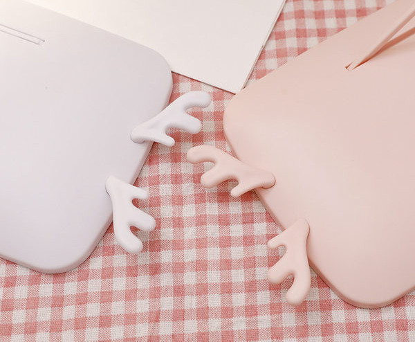 Žensko prijenosno ogledalo s LED svjetlom