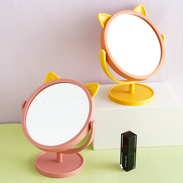 Dvostrano kozmetičko ogledalo s ušima