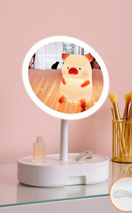 Asztali kozmetikai tükör LED világítással