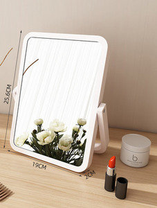 Moteriškas kasdienis sulankstomas veidrodis