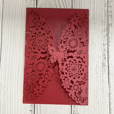 10 tk/pakk Läikivast pärlipaberist pulmakutsekaart Laserlõikelillega nikerdatud 3D liblikaga kutsed pulma sünnipäevapeoks