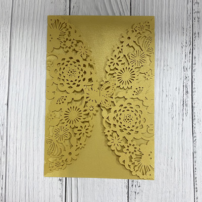 10 tk/pakk Läikivast pärlipaberist pulmakutsekaart Laserlõikelillega nikerdatud 3D liblikaga kutsed pulma sünnipäevapeoks