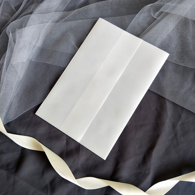 10X roheline Burgundia roosa lilleline vellum pulmakutsed Läbipaistev kaart pruutpaari sünnipäevapeoks Quinceanera kutsed