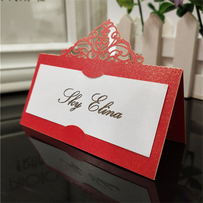 10/50/100 tk Elegantne lauakaart Südamega õõnes laud Nimekaart Lauakaardid Kohakaardid Pulmakülalistele banketipeo teened 5z