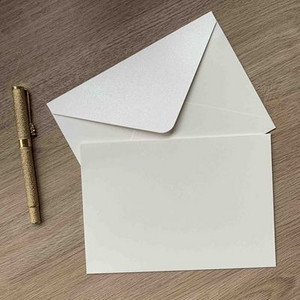 25X sillerdav helkiv läikiv ümbrik pulmakutsete jaoks särava joonega Pearlscent särav ümbrik 4 tähistamine