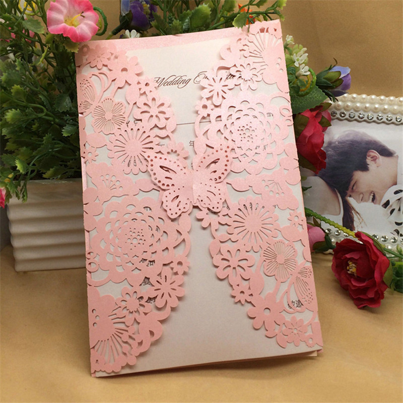 10 tk/pakk Läikivast pärlipaberist pulmakutsekaart Laserlõikelillega nikerdatud 3D liblikaga kutsed pulma sünnipäevapeoks