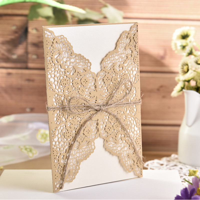 1 τεμ. Laser Cut Δαντέλα Προσκλητήρια Γάμου Ευχετήρια κάρτα για την Ημέρα του Αγίου Βαλεντίνου Ευρωπαϊκή Προσωπική Διακόσμηση Χαρτί Kraft με φάκελο