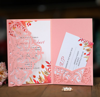 25 τμχ Προσκλητήρια γάμου κοπής με λέιζερ Προσκλητήρια με δαντέλα πολυτελείας Ευχετήρια κάρτα αρραβώνων γάμου για την Ημέρα των Ευχαριστιών