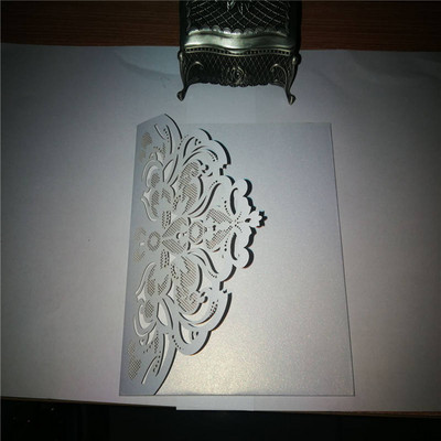 10-osaline kolmekordselt volditav laserlõike ažuurne lilleline pulmakutsekaartide komplekt Postkaart Tipptasemel äritehingud