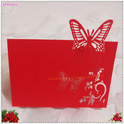 10/50/100tk 9*12cm Laua nimi Kohakaardid Pulmapidu Favor Decor Butterfly Laser Cut Design valge roosa 7Z SH075