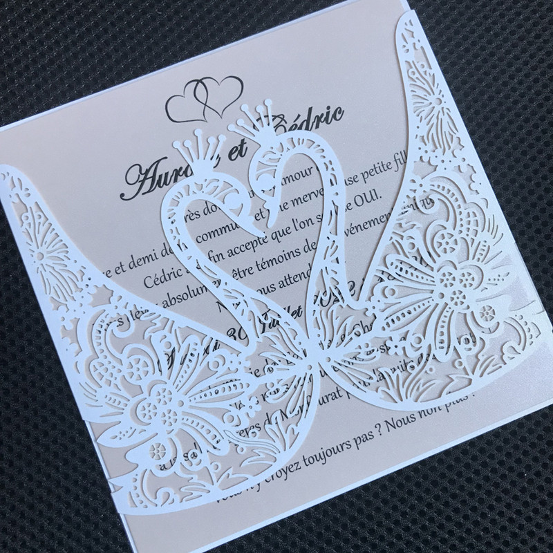 (30 tk/partii) Laser Cut Gold Swan Design Pulmakutsed Läikiv paberkaart sünnipäevaks äripeo kaunistamiseks IC130