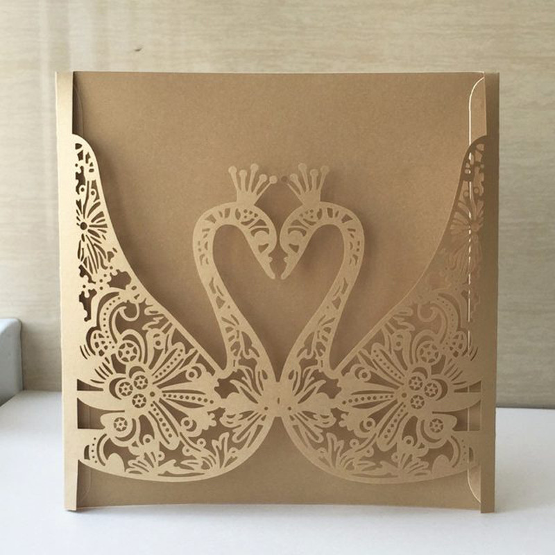(30 tk/partii) Laser Cut Gold Swan Design Pulmakutsed Läikiv paberkaart sünnipäevaks äripeo kaunistamiseks IC130