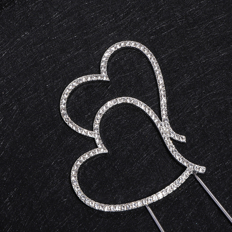 Tort cu inimă de dragoste romantică acoperit cu stras de cristal Tort argint acoperit pentru nuntă, petrecere de aniversare, consumabile pentru decorarea torturilor