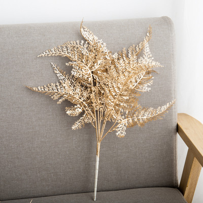 Τεχνητά φυτά Χρυσά ψεύτικα λουλούδια Πλαστικό γρασίδι Ρύθμιση γάμου Φύλλα Φθινοπωρινά είδη για πάρτι σπιτιού Χριστουγεννιάτικα στολίδια