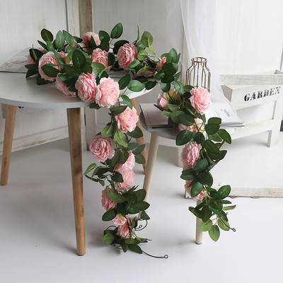 Rózsaszín selyem bazsarózsa rózsa virág Rattan mesterséges borostyán rattan esküvői parti falra függesztett füzér Házi kert dekoráció zöld növények