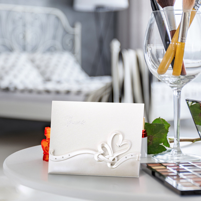 Südamekujundus Kohakaardid Pulmapeo kaunistus Lauakaunistus Laua nimi Sõnum Õnnitluskaart Sündmus Peotarbed Istumiskaart